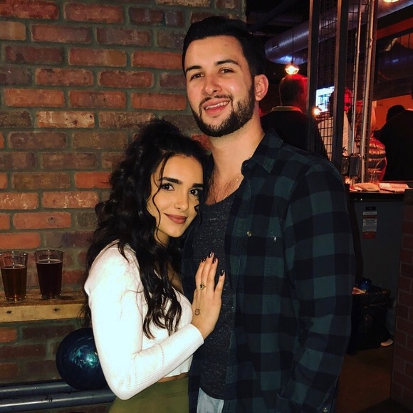 Meet your Posher, Karen - Picture 1 of 1